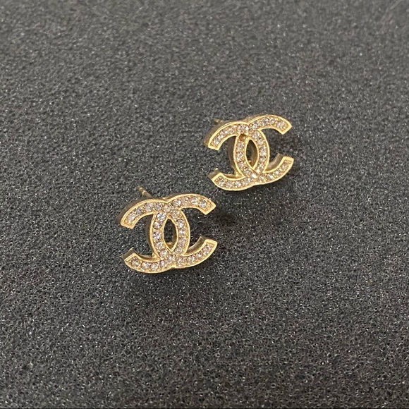 Chanel Golden CC Stud Earrings Small - Picture 8 of 8